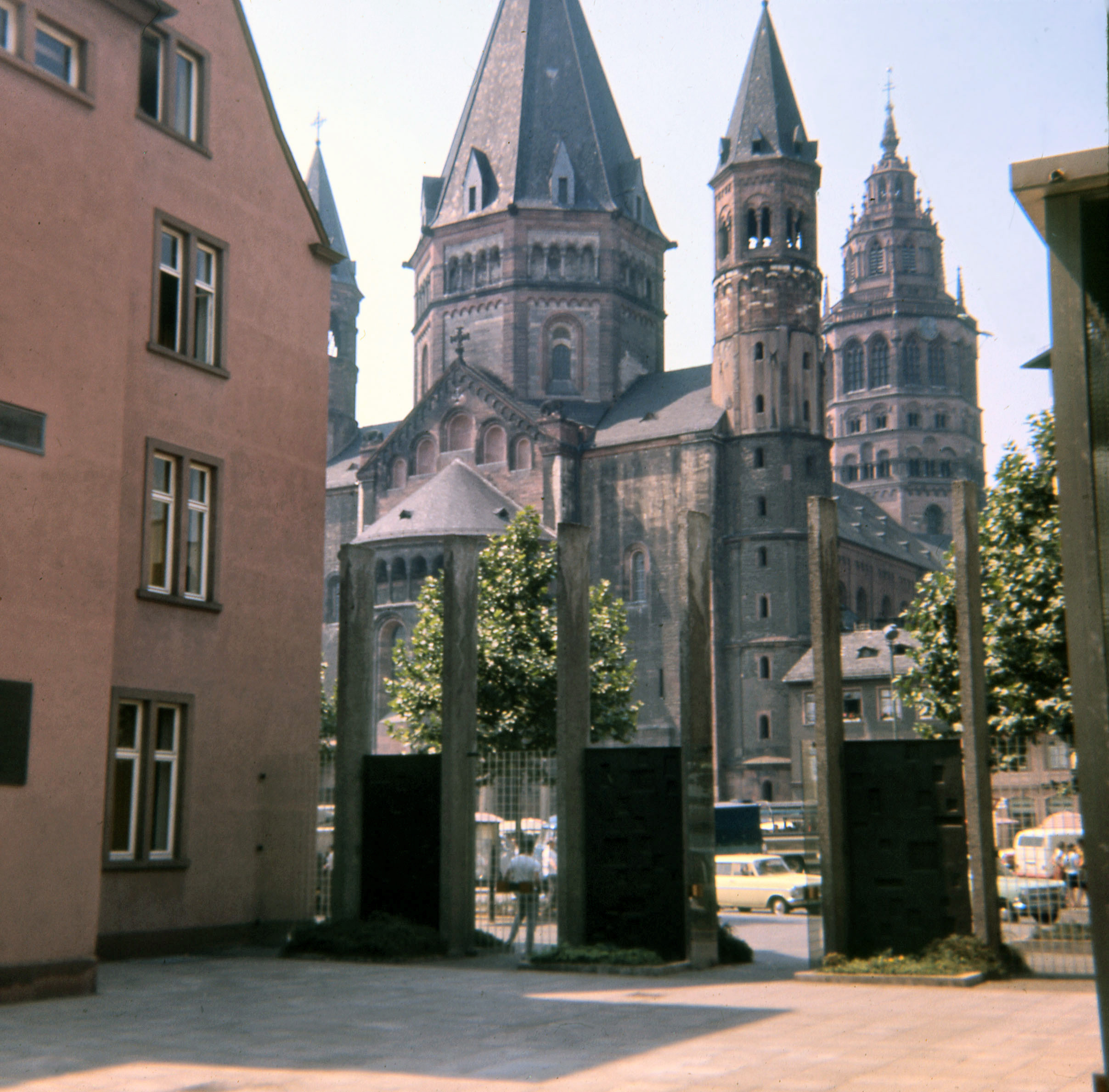 3 Mainz Cathedral T.jpg